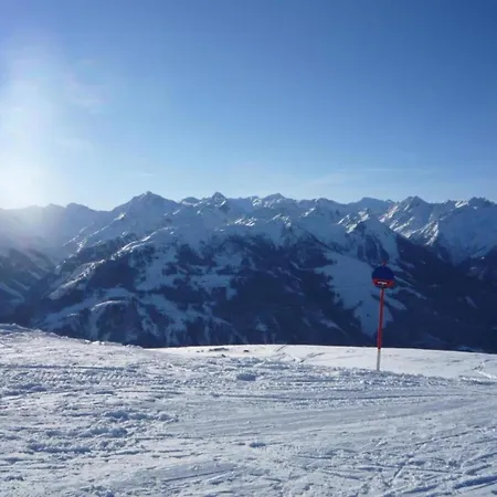 Apartment Spacious With Close To Skiing Points Mittersill