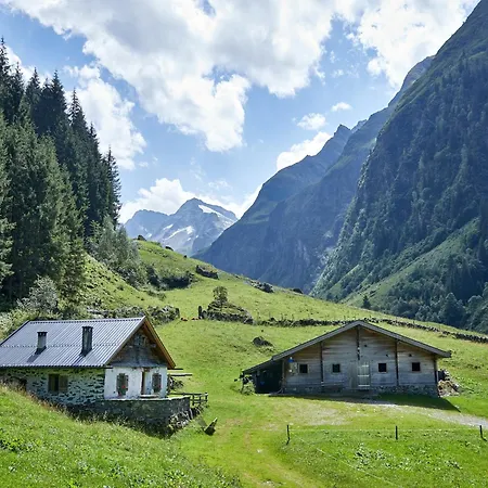 Flat In Near Hohe Tauern Slopes شقة